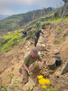 « Au domaine de Corps de Loup, le travail de la vigne ne s'arrête jamais »